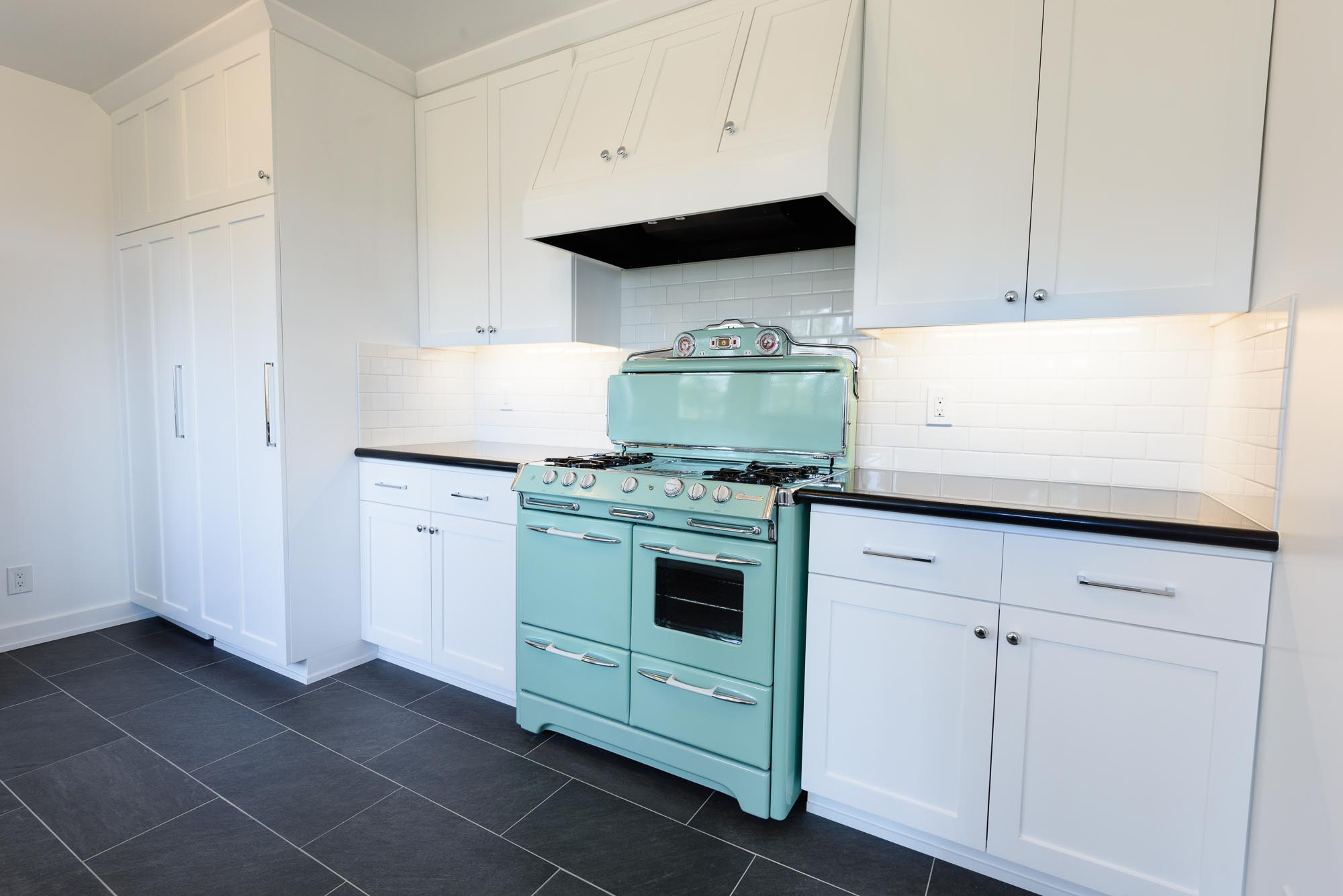  Custom Shaker Cabinets 