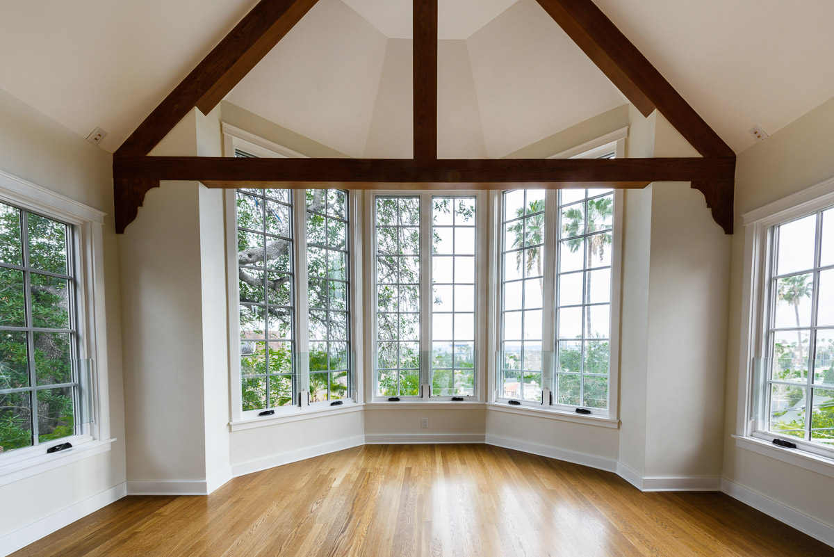  South facing bay windows give light and views 